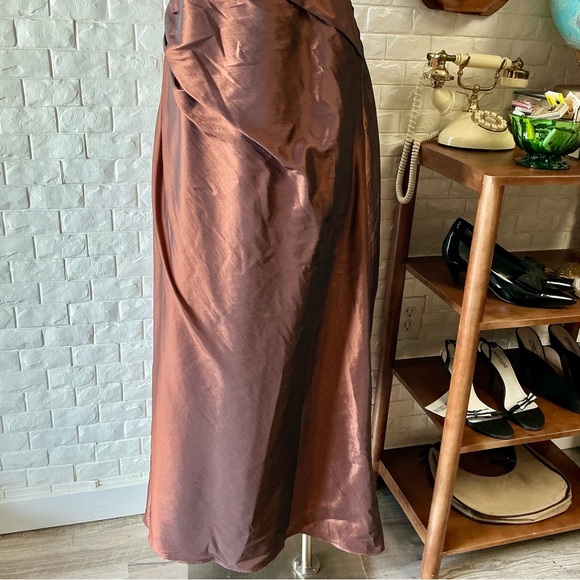 Symphony of Venus Liquid Metallic Copper Ornately Ruched Gathered Bodice Gown - Picture 7 of 17